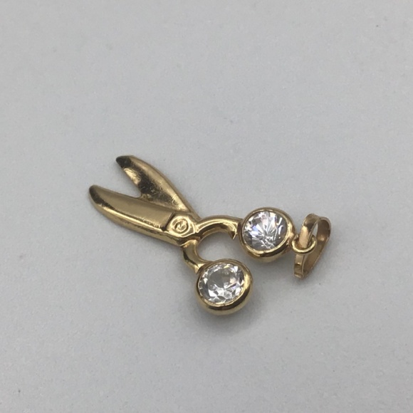 18K Yellow Gold Scissors Pendant Charm w/ Clear Stones | 1.07g - Picture 3 of 10